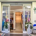 Hotel Caraibi 3*