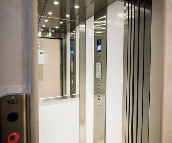 Отель Caraibi 3*